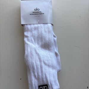 Alo yoga socks